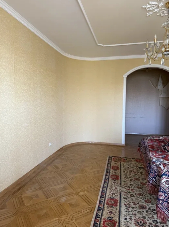 продажа трехкомнатной квартиры номер A-173818 в Киевском районе, фото номер 8
